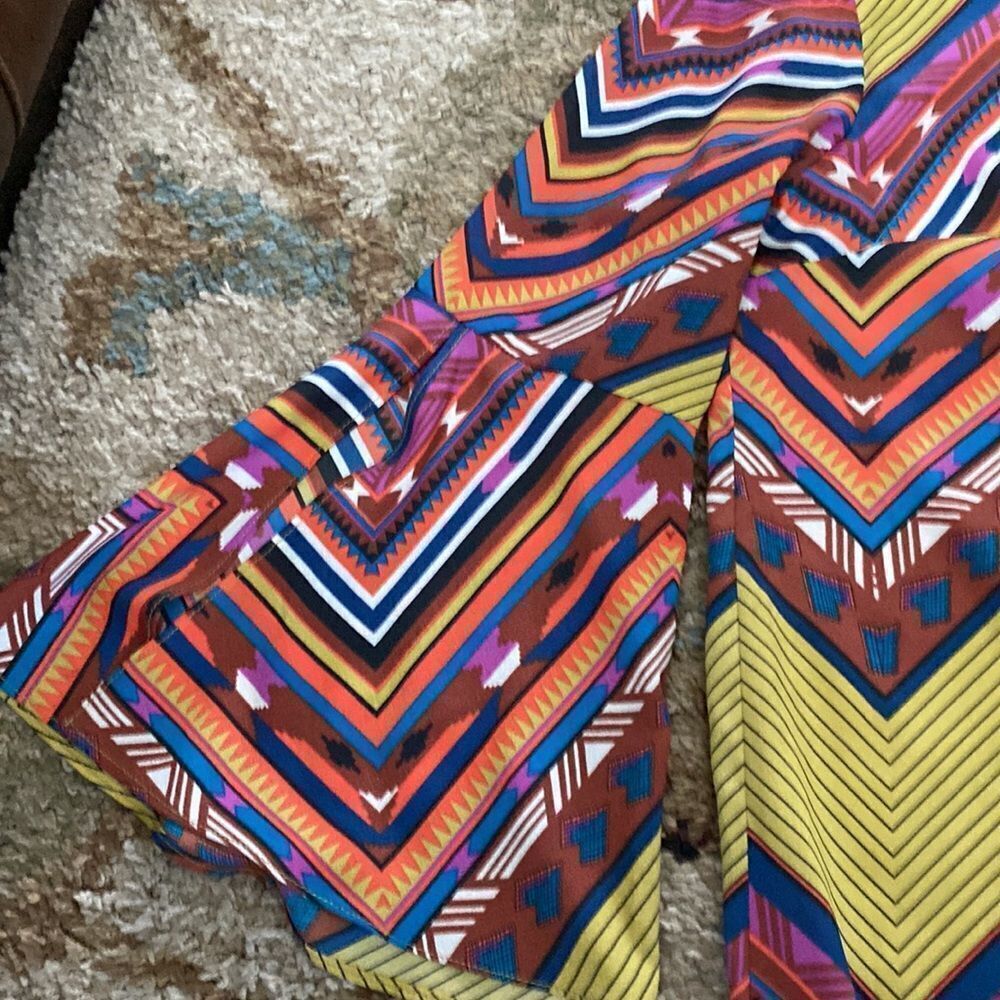 ❤️ Uncle Frank Aztec Mini Dress ❤️ - Picture 8 of 10